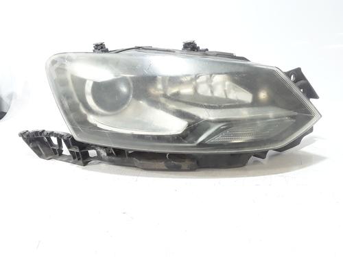 Used Right headlight VW POLO V (6R1, 6C1) 1.6 TDI (90 hp) 26924154