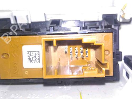 Interior roof light PEUGEOT 208 I (CA_, CC_) 1.6 BlueHDi 100 | BP25180481I8