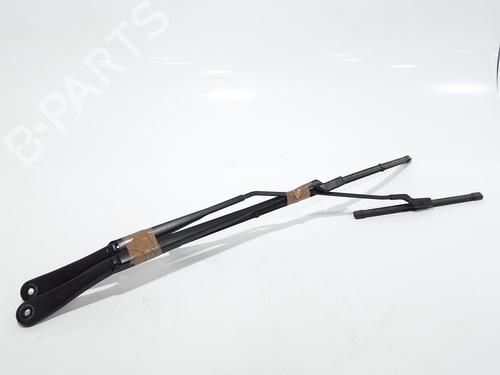 Used Front windshield wiper arm RENAULT CLIO V (B7_) 1.6 E-TECH 140 (B7MU) (140 hp) 25202751