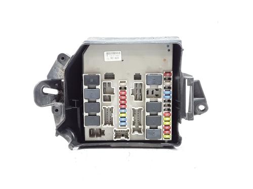 Used Fuse box Fuse box RENAULT CLIO III Hatchback Van (SB_, SR_) 1.5 dCi (SR1H) (88 hp) 33678828 33678828