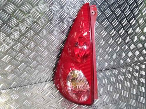 Used Left taillight PEUGEOT 107 (PM_, PN_) 1.0 (68 hp) 25187593