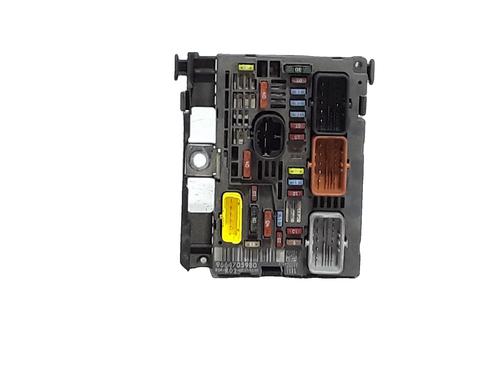 Used Fuse box Fuse box 39495819 39495819