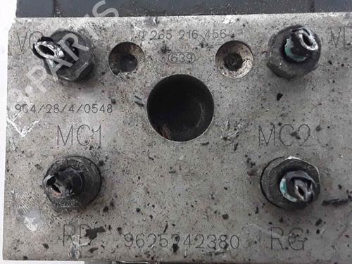 ABS pump FIAT PANDA (141_) 900 | BP25163422M43