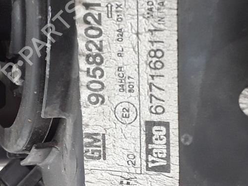 Left headlight OPEL ZAFIRA A MPV (T98) 1.8 16V (F75) | BP28330632C28 