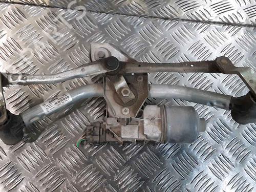 Front wiper motor RENAULT TWINGO II (CN0_) 1.5 dCi 75 | BP25201543M29 