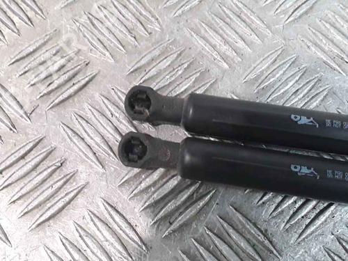 Tailgate lift support PEUGEOT 208 I (CA_, CC_) 1.0 VTi | BP25168467C138