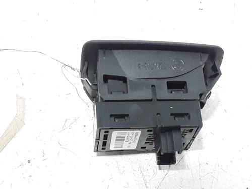 Switch BMW X1 (F48) xDrive 20 d | BP25167115I30 