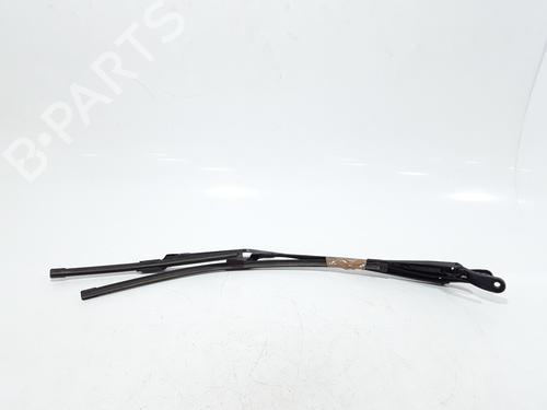 Used Front windshield wiper arm PEUGEOT 208 I (CA_, CC_) 1.2 VTi 68 / PureTech 68 (68 hp) 25202353