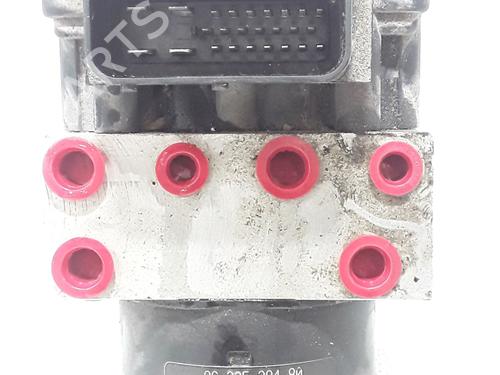 Used ABS pump PEUGEOT 206 Hatchback (2A/C) 1.1 i (60 hp) 30865718