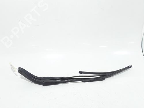 Front windshield wiper arm BMW 1 (F20) 118 d | BP25202358C143 