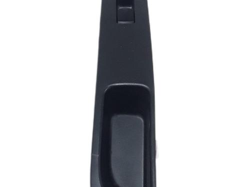 Used Right front window switch NISSAN MICRA III (K12) 1.2 16V (65 hp) 30290788