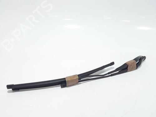 Used Front windshield wiper arm DACIA SANDERO II 1.0 TCe 100 (B8ML) (101 hp) 25767440