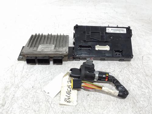 Used Electronic module Electronic module RENAULT CLIO II (BB_, CB_) [1998-2016] 39697920 39697920