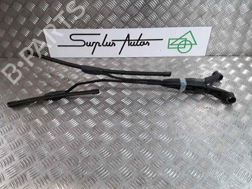 Used Front windshield wiper arm HYUNDAI i20 I (PB, PBT) 1.2 (78 hp) 25202844