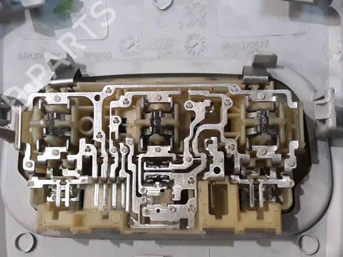 Interior roof light PEUGEOT 3008 I MPV (0U_) 1.6 HDi | BP25180466I8 