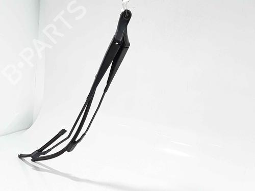 Front windshield wiper arm PEUGEOT 208 I (CA_, CC_) 1.6 BlueHDi 100 | BP25202479C143