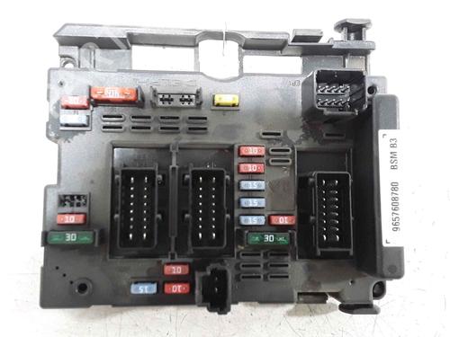 Fuse box PEUGEOT 206+ (2L_, 2M_) 1.4 HDi eco 70 | BP25178171E1 - Image 3