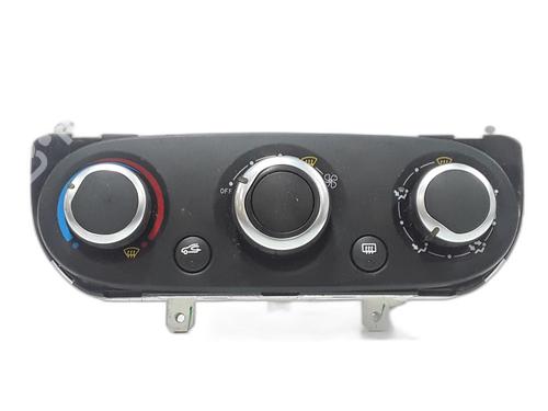 AC Styreenhet / Manøvreringsenhet RENAULT CLIO IV (BH_) 1.2 16V (73 hp) 28363883