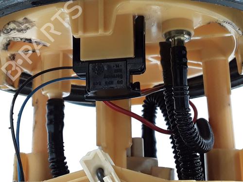 Fuel pump PEUGEOT 807 (EB_) 2.2 HDi | BP33476489M76 - Image 3