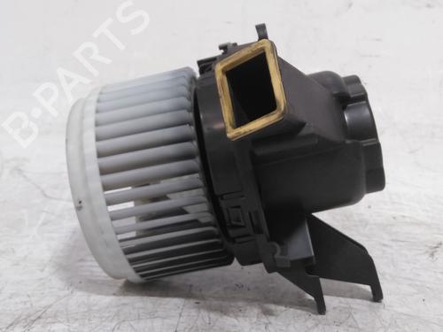 Used Heater blower motor Heater blower motor FIAT 500L (351_, 352_) 1.3 D Multijet (199LXY1A, 199LXY11) (84 hp) 39697887 39697887
