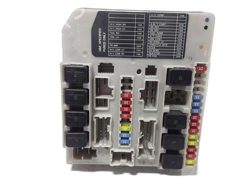 Sikringsdåse NISSAN MICRA III (K12) 1.2 16V (65 hp) 30310319