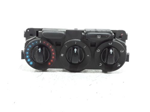 climate-control-opel-corsa-e-x15-2014-33131869 main image