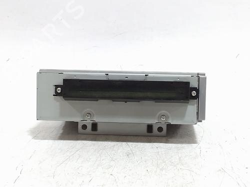 Used Radio Radio 37674377 37674377