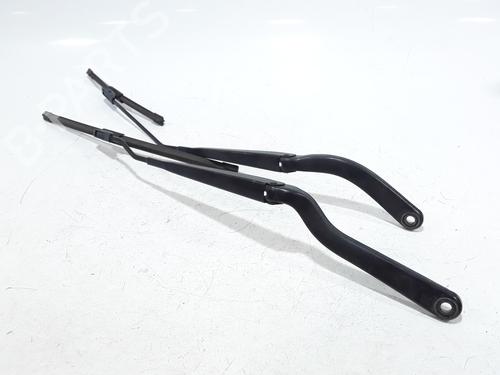 Used Front windshield wiper arm RENAULT TWINGO III (BCM_, BCA_) 1.0 SCe 70 (71 hp) 29871519