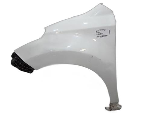 Used Left front fenders TOYOTA URBAN CRUISER (_P1_) 1.4 D-4D (NLP110_, NLP110R) (90 hp) 30365108