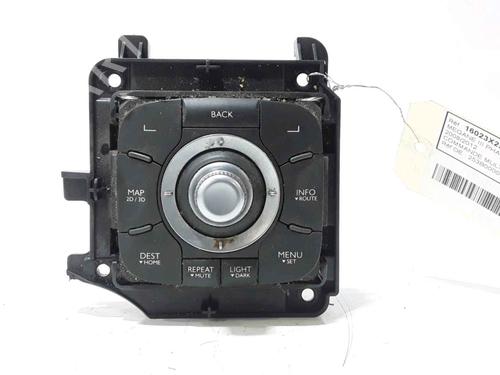 Spak kontakt RENAULT MEGANE III Hatchback (BZ0/1_, B3_) 1.5 dCi (106 hp) 25170537