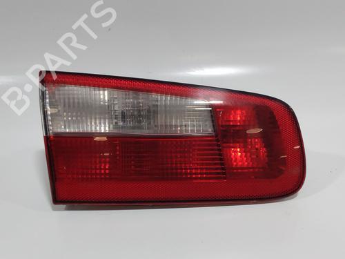 Farolim esquerdo da mala Farolim esquerdo da mala RENAULT LAGUNA II (BG0/1_) 1.9 dCi (BG08, BG0G) (120 hp) 33858425 33858425