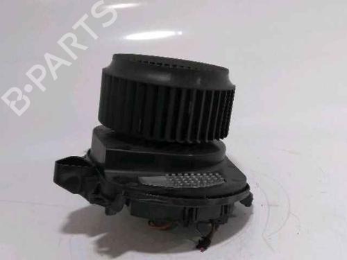 Used Heater blower motor MERCEDES-BENZ A-CLASS (W176) A 180 CDI / d (176.012) (109 hp) 25185216