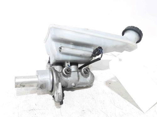 Used Brake master cylinder MERCEDES-BENZ A-CLASS (W176) A 200 CDI (176.001) (136 hp) 25164506