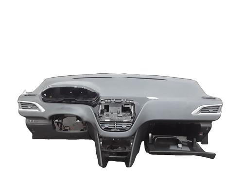 Used Dashboard Dashboard PEUGEOT 208 I (CA_, CC_) 1.6 BlueHDi 100 (100 hp) 34332236 34332236