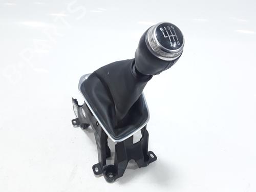 Used Gear lever RENAULT CLIO V (B7_) 1.5 Blue dCi 115 (B7AD) (116 hp) 27245366