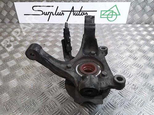 Used Right front steering knuckle CHEVROLET CAPTIVA (C100, C140) 2.0 D (126 hp) 25196840