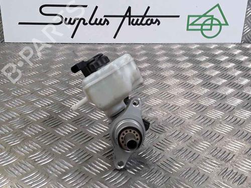 Brake master cylinder VW GOLF VI (5K1) 1.6 TDI | BP25165631M77 