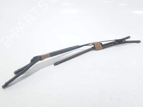 Front windshield wiper arm RENAULT CLIO IV (BH_) 1.5 dCi 75 | BP25767106C143 