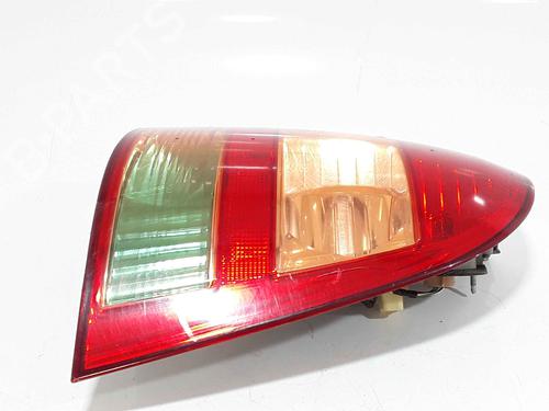 Used Right taillight TOYOTA COROLLA Estate (_E12_) 1.4 D4-D (NDE120_, NDE120R) (90 hp) 25193107