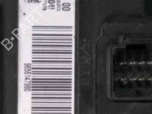 Fuse box PEUGEOT 407 (6D_) 2.0 HDi 135 (6DRHRH, 6DRHRE, 6DRHRG, 6DRHRJ) | BP25179621E1