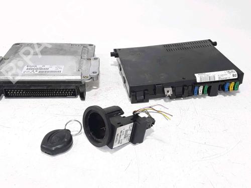 Used Engine control unit (ECU) VW POLO III (6N1) 60 1.4 (60 hp) 25195479