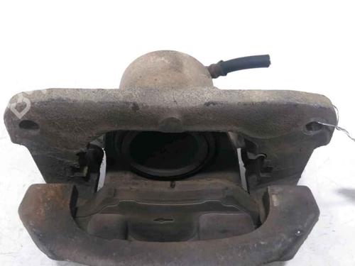 Højre bremsekaliber foran TOYOTA RAV 4 II (_A2_) 2.0 D 4WD (CLA20_, CLA21_, CLA20R, CLA21R) | BP25166626M104 