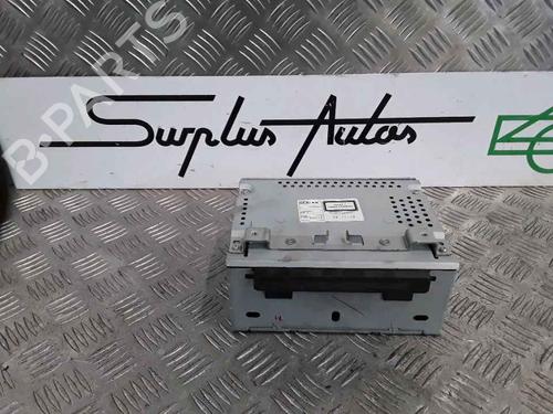 Used Radio FORD FIESTA VI (CB1, CCN) 1.4 TDCi (70 hp) 25189316