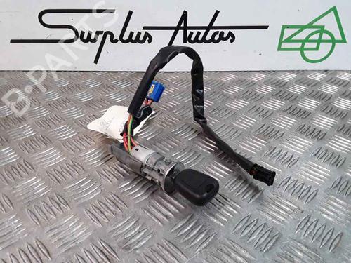 Used Ignition barrel PEUGEOT 206 Hatchback (2A/C) [1998-2012]  25766364
