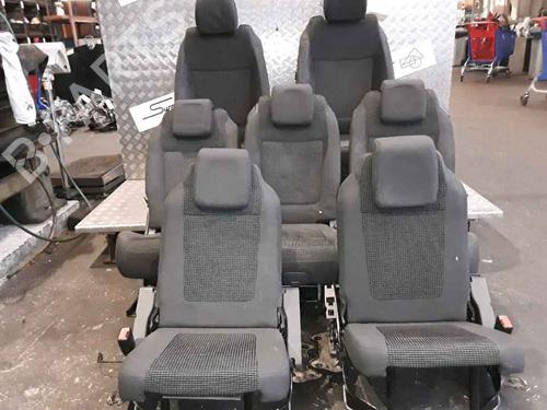 Used Seats set PEUGEOT 5008 (0U_, 0E_) 1.6 HDi (112 hp) 25194371