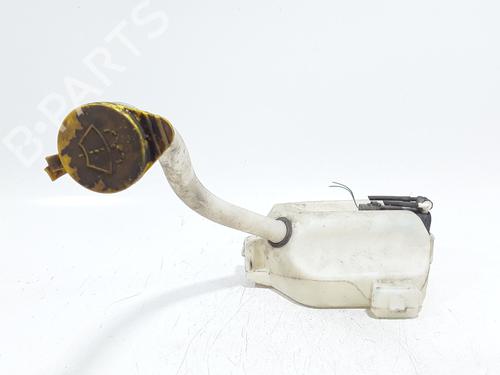 Used Windscreen washer tank Windscreen washer tank 37225194 37225194