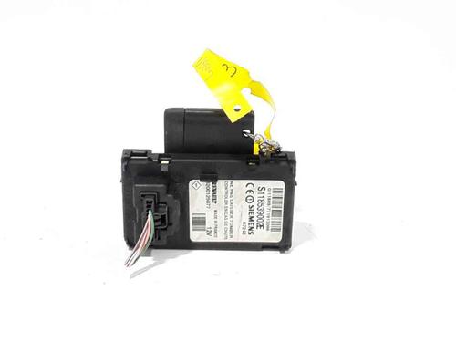 Electronic module RENAULT MEGANE II Saloon (LM0/1_) 1.5 dCi (LM1E) | BP25195378M83
