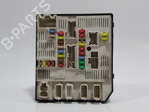 Used Fuse box Fuse box RENAULT MEGANE III Hatchback (BZ0/1_, B3_) 1.5 dCi (BZ09, BZ0D, BZ1W, BZ29, BZ14) (110 hp) 33892262 33892262