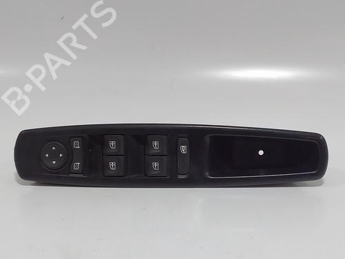Comutador Comutador RENAULT MEGANE III Hatchback (BZ0/1_, B3_) 1.5 dCi (BZ09, BZ0D, BZ1W, BZ29, BZ14) (110 hp) 33892257 33892257