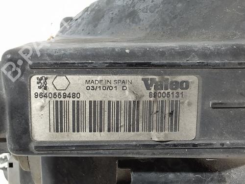 Faro derecho PEUGEOT 206 Hatchback (2A/C) 2.0 HDI 90 | BP29230232C29 